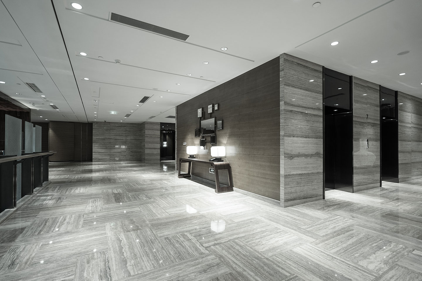 201 Retail space