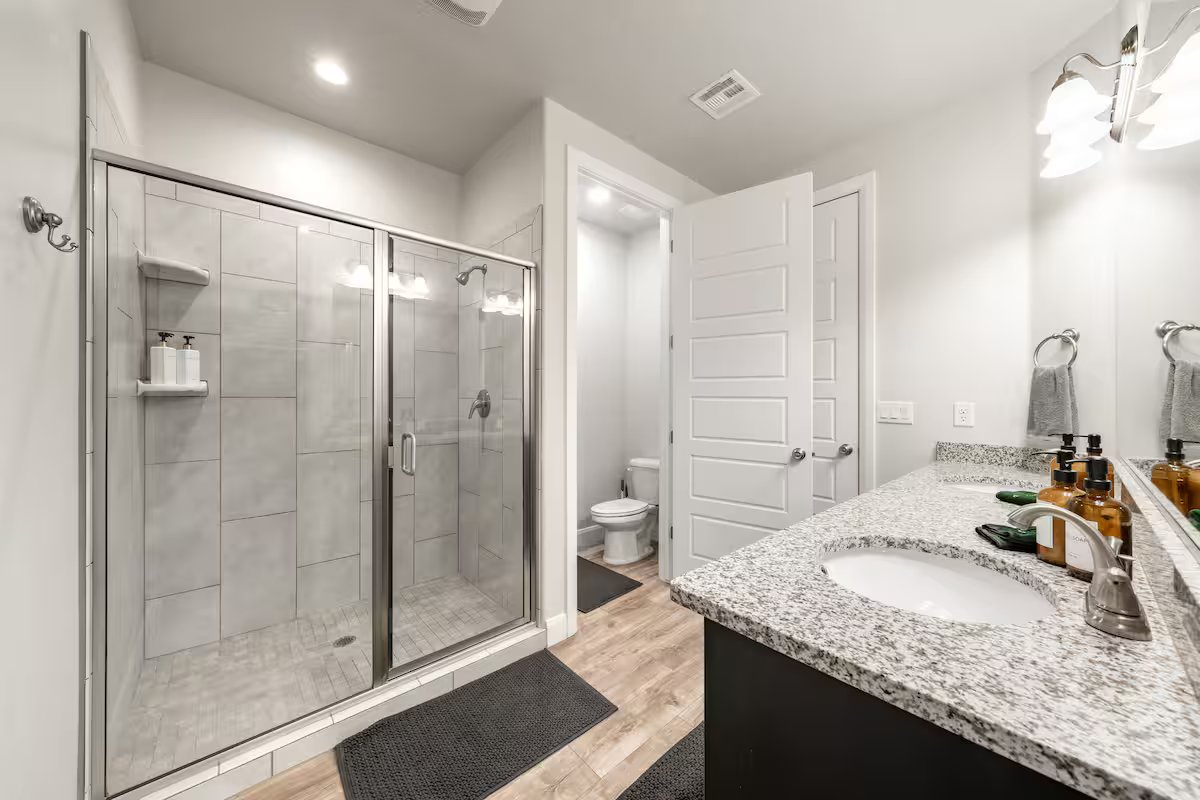 5466256b-4a5a-4a43-bbb7-30e4b8708e08 3 King, 2 Bunk Rms, Prvt Hottub, Arcades, Sleeps16
